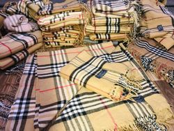 Scialli Burberry autentici