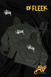 hoodies noirs brodés au style retravaillé stussy