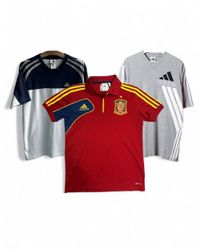 Vintage Adidas t-shirt