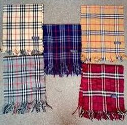 bellisce sciarpe Burberry autentiche di alta quali..