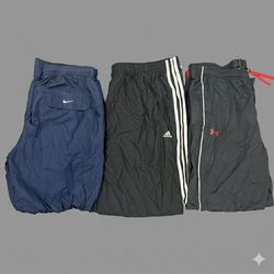 Nike / Adidas / Under Armour Conjunto de Calças de..