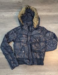 762 - Jaquetas Puffer de Marcas Misturadas