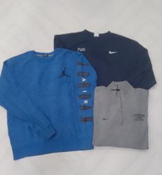 CRZ0648 Vintage Nike Sweatshirt