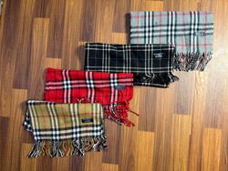 バーバリーのスカーフ