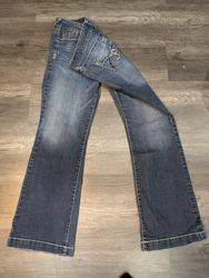 796 - Y2Kスタイル刺繍フレアジーンズ