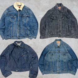 Levi’s Denim Jacket (F-82)