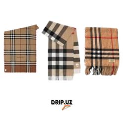 Beige Burberry scarves