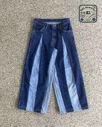 Pantalons en denim à panneaux recyclés