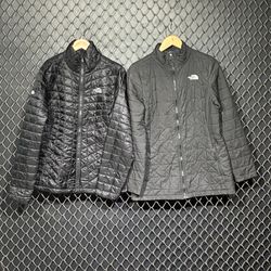 The North Face light weight puffer (FNC:1026)