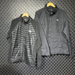 The North Face light weight puffer (FNC:1029)