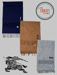 T2104 Burberry Cachecóis Vintage Bordados 🧣 100% ..