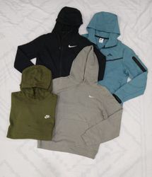 CRZ0771 Vintage Nike Hoodie