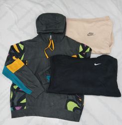 ZV0780 Nike Hoodie