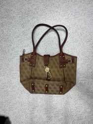 Dooney bourke