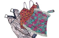 Th02 -Mini tops -8pcs