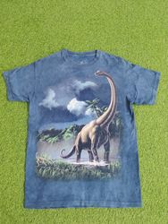 A camiseta The Mountain