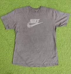 Nike T-shirt