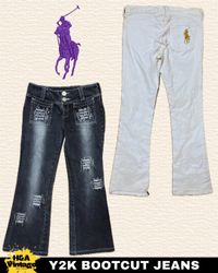 Y2K刺繍入りまたは装飾されたブーツカットジーンズ