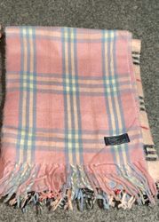Foulard Burberry rosa e azzurro cielo