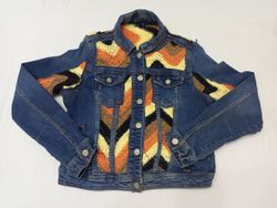 CR877 Upcycled Poncho Panel Short Body Denim Jacke..