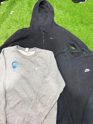 Nike sweatshirts and hoodies