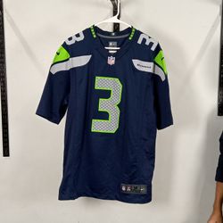 NFL, NBA MAJESTIC JERSEYS - BUNDLE 04