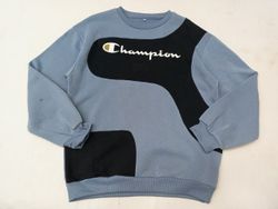 CR958 UPCYCLED Mixed Branded Patchwork Sweatshirt