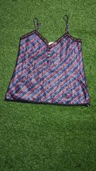 Camisas sem mangas femininas em excelente estado