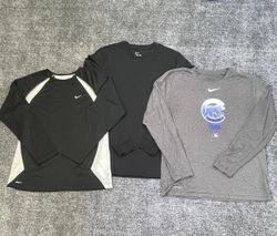 T-shirts vintage Nike à manches longues (01/12)