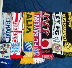 Football scarf