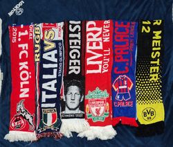 #04 Football scarf