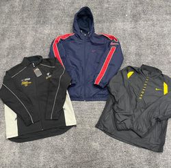 Nike track jackets - r (02/12)
