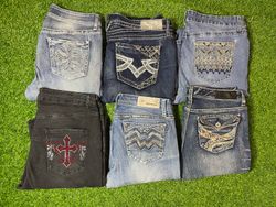 Y2K embroidered flared jeans