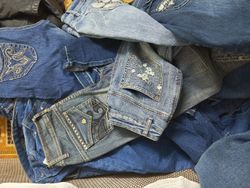 Embellished Pockets Jeans Embroidery Pattern