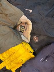 Vestes de marques mélangées