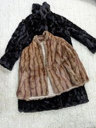 Mélange de manteaux en fourrure