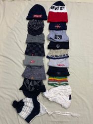 Levi’s/Calvin klein/Quiksilver Beanies 17Pcs