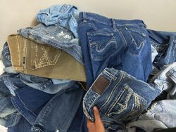 Y2K Embellished Jeans Backprints 0188