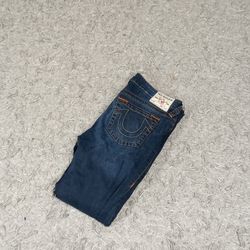 TRUE RELIGION, MISS ME & ROCK REVIVAL JEANS EN DEN..