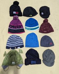 Oakley/billabong mix brands Beanies