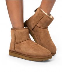 SA#358 UGG boots • Extraordinary Collection