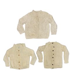 Pull en tricot torsadé