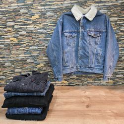 AVG-0016 Giacche Levi's