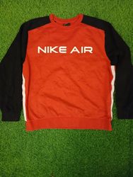 ナイキスウェットシャツ