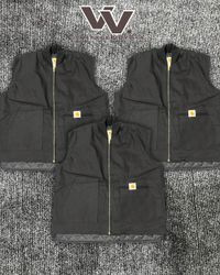 Carhartt reworked style black colour gilets (10/12..