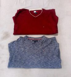 Tommy V Neck Sweater