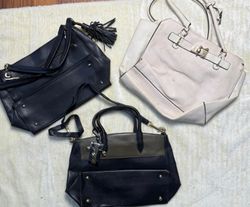 Guess, Aldo bolsas de marcas misturadas