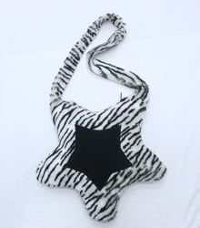 Sac à épaule étoile en fourrure recyclée CR1028