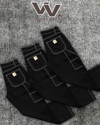 Pantaloni neri con cuciture bianche in stile rewor..