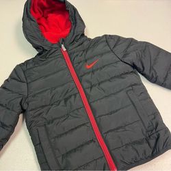 Nike Puffers & Jackets